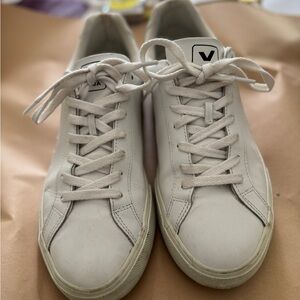 Veja Off-White Casual Sneakers